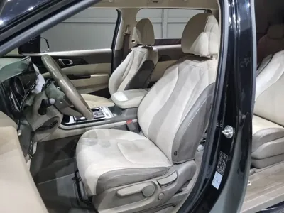 Kia Canival 2021, 118158 км, за 13062.89 USD
