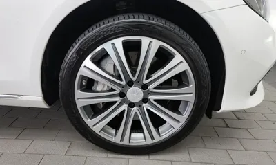 Mercedes-Benz E-Class 2019, 84430 км, за 20860.91 USD