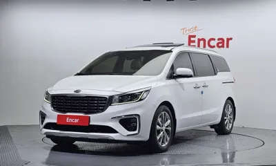 Kia Canival · 2019 год