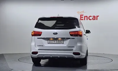 Kia Canival 2019, 122193 км, за 10589.32 USD