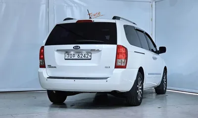 Kia Canival 2013, 139183 км, за 3481.34 USD