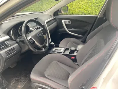 Bestune X80 2013, 140000 км, за 1311.35 USD