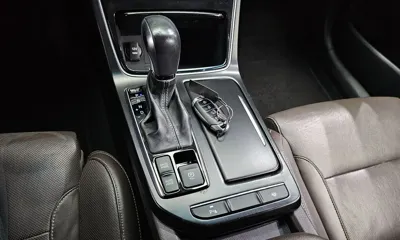 Hyundai Grandeur 2017, 145772 км, за 8801.89 USD - фото 9