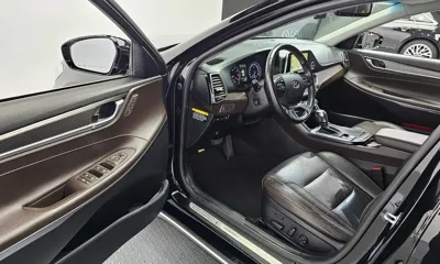 Hyundai Grandeur 2017, 145772 км, за 8801.89 USD - фото 11