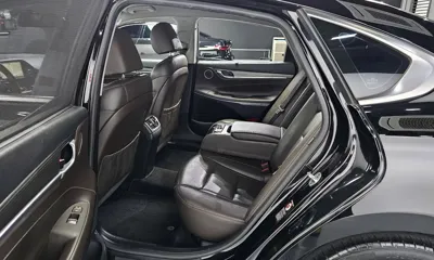 Hyundai Grandeur 2017, 145772 км, за 8801.89 USD - фото 12
