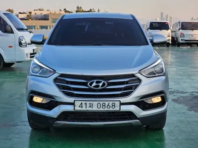 Hyundai Santafe 2016, 260637 км, за 4234.53 USD