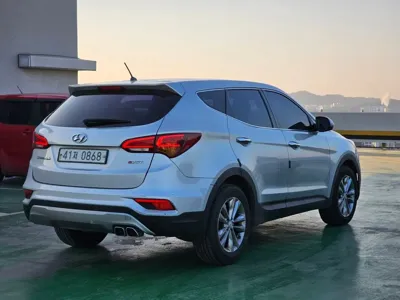 Hyundai Santafe 2016, 260637 км, за 4234.53 USD