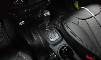 Jeep Wrangler 2016, 133411 км, за 13016.86 USD - фото 9