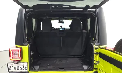 Jeep Wrangler 2016, 133411 км, за 13016.86 USD - фото 20