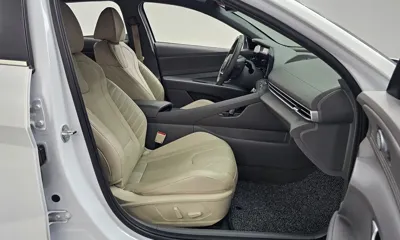 Hyundai Avante 2023, 51754 км, за 11916.39 USD - фото 11