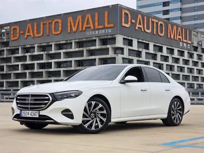 Mercedes-Benz E-Class 2024, 61951 км, за 38997.58 USD
