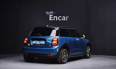MINI Cooper 2024, 34031 км, за 17781.61 USD