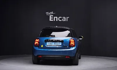 MINI Cooper 2024, 34031 км, за 17781.61 USD
