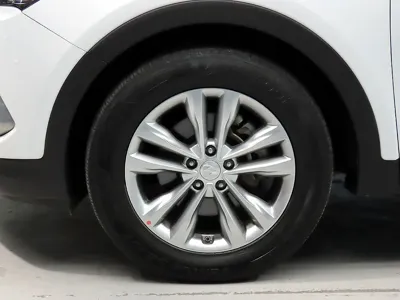 Hyundai Santafe 2018, 79966 км, за 8467.9 USD