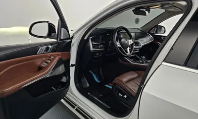 BMW X7 2022, 79235 км, за 49510.88 USD - фото 10
