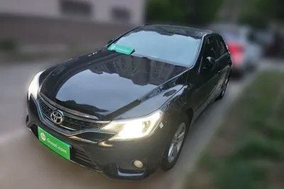 Toyota Reiz · 2013 год