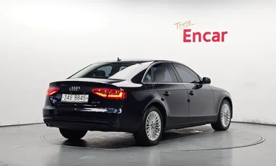 Audi A4 2014, 74693 км, за 4234.53 USD