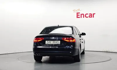 Audi A4 2014, 74693 км, за 4234.53 USD