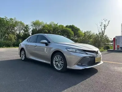 Toyota Camry 2020, 60000 км, за 12966.14 USD