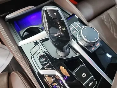 BMW 5-Series 2021, 114370 км, за 21368.09 USD - фото 8
