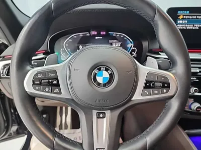 BMW 5-Series 2021, 114370 км, за 21368.09 USD - фото 9