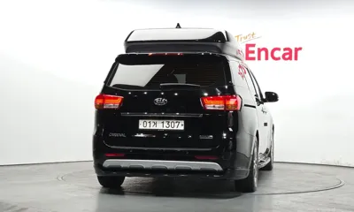 Kia Canival 2018, 184278 км, за 10241.16 USD
