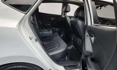 Hyundai Tucson 2015, 119214 км, за 5761.58 USD - фото 12