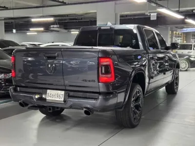 Dodge Ram Pick Up 2022, 89000 км, за 44800.4 USD