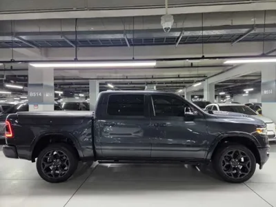 Dodge Ram Pick Up 2022, 89000 км, за 44800.4 USD