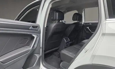 Volkswagen Tiguan 2023, 13242 км, за 35779.37 USD - фото 18