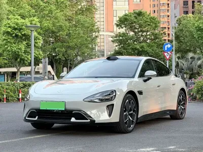 Xiaomi SU7 · 2024 год