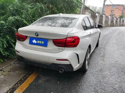 BMW 1 Series 2021, 53300 км, за 9564.26 USD