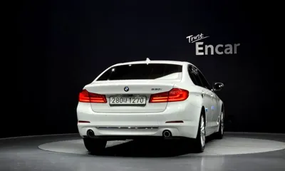 BMW 5-Series 2020, 81679 км, за 17486.83 USD