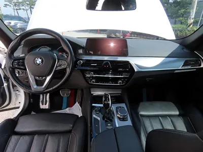 BMW 5-Series 2018, 131957 км, за 14375.74 USD - фото 7