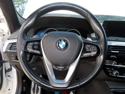 BMW 5-Series 2018, 131957 км, за 14375.74 USD - фото 8