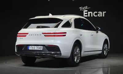 Genesis GV70 2025, 7656 км, за 31856.69 USD