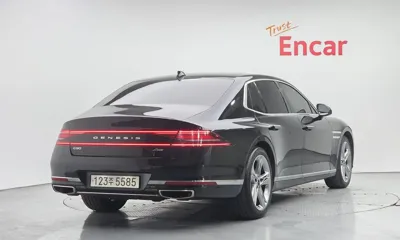 Genesis G90 2023, 82985 км, за 35381.38 USD