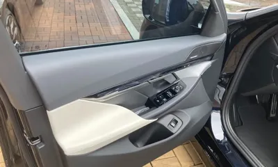 BMW 5-Series 2026, 500 км, за 26710.11 USD - фото 9