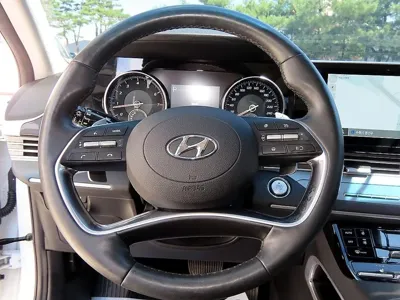 Hyundai Grandeur 2020, 79516 км, за 12750.47 USD - фото 8