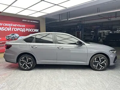 Volkswagen Lavida 2022, 38000 км, за 13213.4 USD
