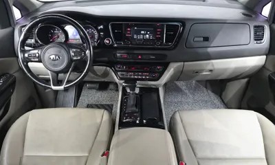 Kia Canival 2017, 171990 км, за 4951.09 USD - фото 7