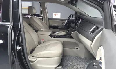 Kia Canival 2017, 171990 км, за 4951.09 USD - фото 11