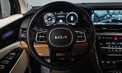 Kia Canival 2022, 29778 км, за 25403.7 USD - фото 12