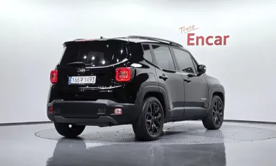 Jeep Renegade 2023, 23004 км, за 16186.69 USD