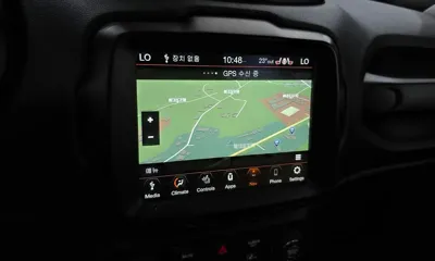 Jeep Renegade 2023, 23004 км, за 16113.39 USD - фото 15