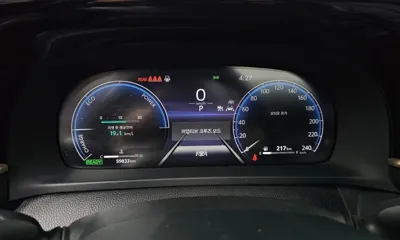 Toyota Crown 2023, 59833 км, за 28939.54 USD - фото 8