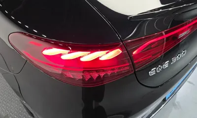 Mercedes-Benz EQE 2023, 42220 км, за 32099.25 USD - фото 23