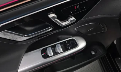 Mercedes-Benz EQE 2023, 42220 км, за 32099.25 USD - фото 27