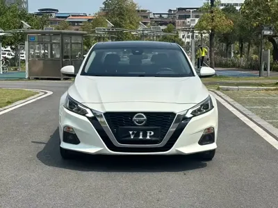 Nissan Teana 2019, 120000 км, за 8731.85 USD