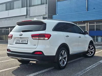 Kia Sorento 2016, 200432 км, за 6375.23 USD